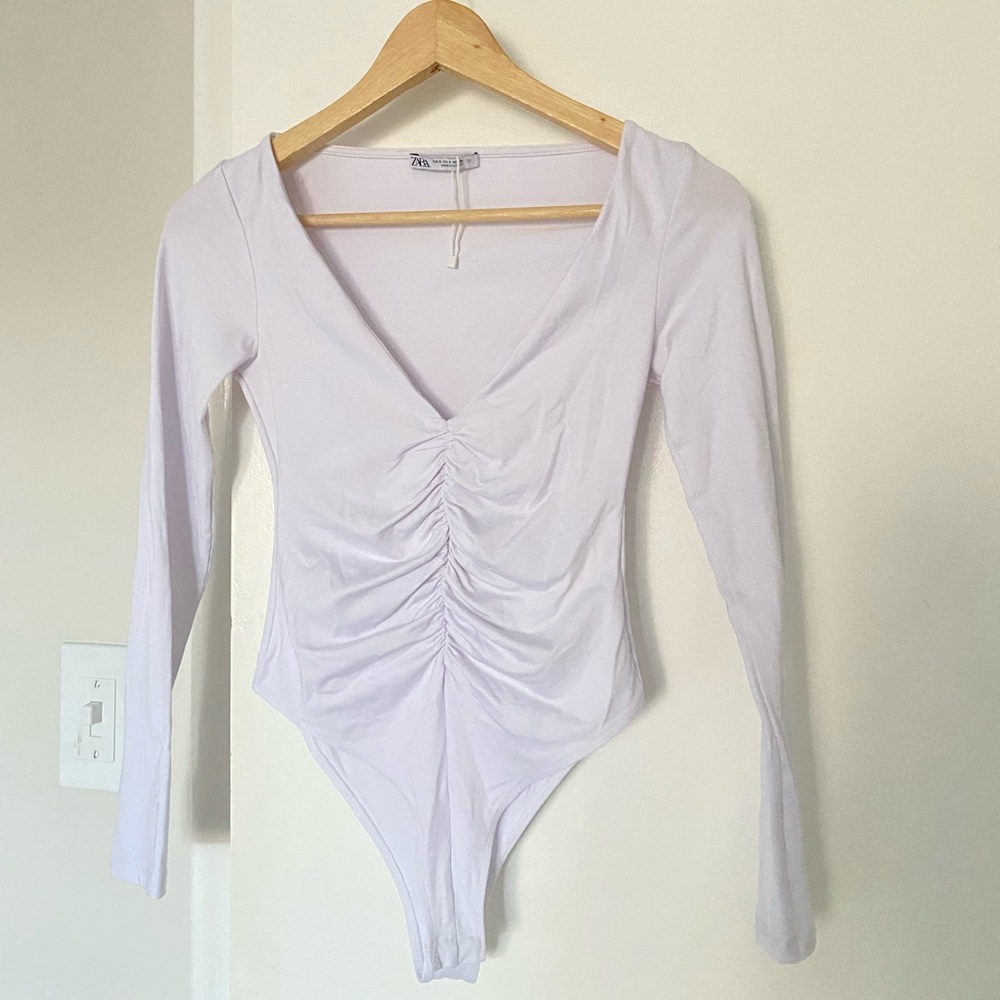 ZARA. White ruched longsleeve bodysuit